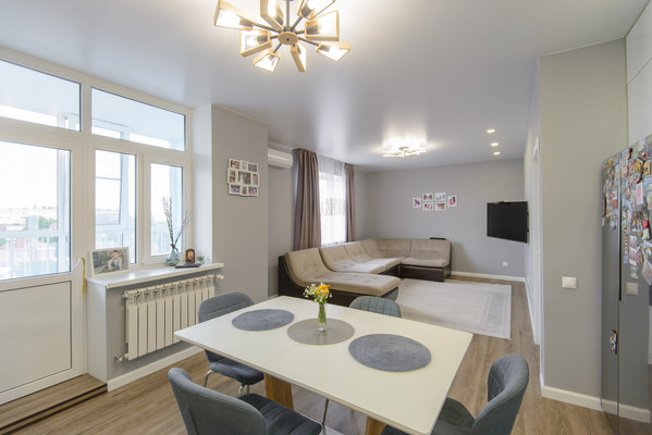 Продам трехкомнатную (3-комн.) квартиру, Богданова ул, 85, Ростов-на-Дону г