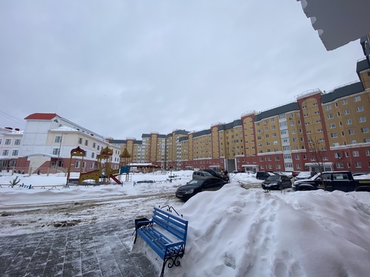 Продам однокомнатную (1-комн.) квартиру, Куропаткина проезд, 1, Нижневартовск г