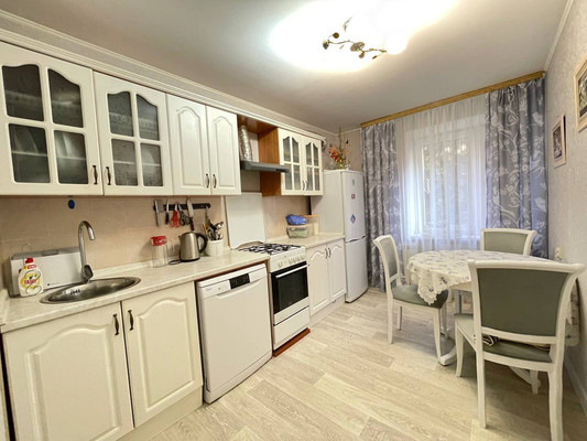 Продам двухкомнатную (2-комн.) квартиру, Пушкина ул, 38, Рязань г