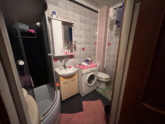 Сдам комнату в 3-комн. квартире, Ленина ул, 175, Горячий Ключ г
