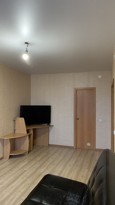 Продам однокомнатную (1-комн.) квартиру, Приозерная ул, 31, Нягань г