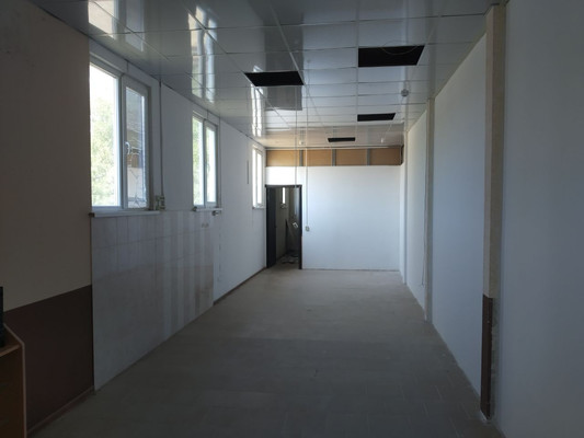 Продам торговое помещение 135 м2, Буденного ул, 32, Керчь г