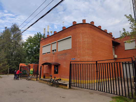 Продам коммерческое помещение 600 м2, Спортивная (Старбеево кв-л) ул, 27к1, Химки г