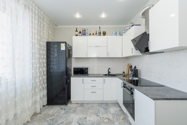Продам двухкомнатную (2-комн.) квартиру, Горбатова ул, 24, Брянск г