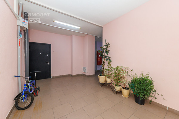 Продам двухкомнатную (2-комн.) квартиру, Авиационная ул, 11, Брянск г
