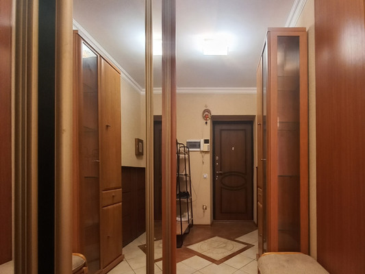 Продам однокомнатную (1-комн.) квартиру, Татарская ул, 91, Рязань г