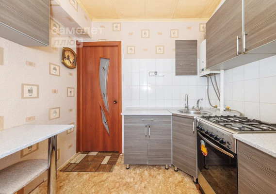 Продам многокомнатную квартиру, Дружбы ул, 12, Брянск г