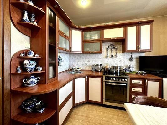 Продам двухкомнатную (2-комн.) квартиру, Маклина ул, 36, Киров г