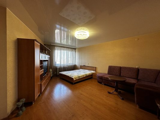 Продам двухкомнатную (2-комн.) квартиру, Маклина ул, 36, Киров г