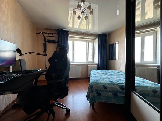 Продам двухкомнатную (2-комн.) квартиру, Маклина ул, 36, Киров г