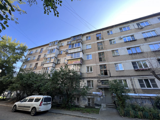 Продам трехкомнатную (3-комн.) квартиру, Каслинская ул, 44, Челябинск г