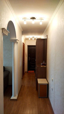 Продам трехкомнатную (3-комн.) квартиру, Суворова ул, 35, Ишим г