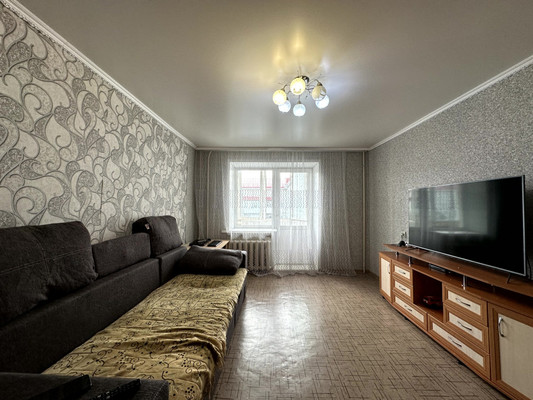 Продам двухкомнатную (2-комн.) квартиру, Деповская ул, 162а, Ишим г