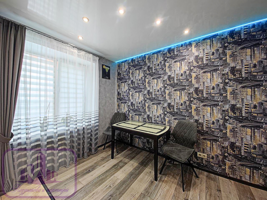 Продам трехкомнатную (3-комн.) квартиру, Колхозная ул, 60А, Вологда г