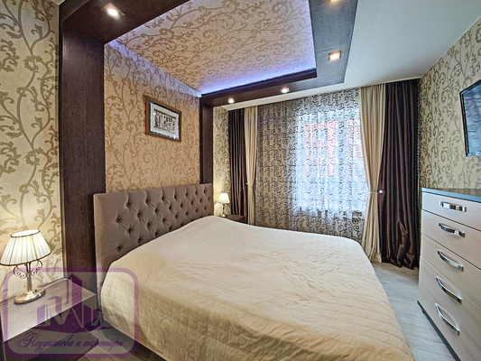 Продам трехкомнатную (3-комн.) квартиру, Колхозная ул, 60А, Вологда г