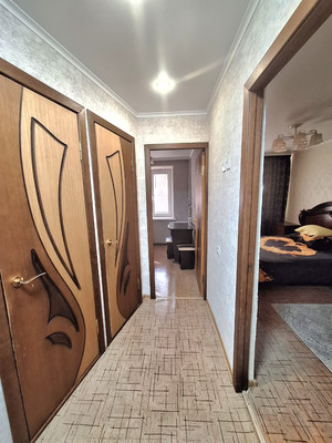 Продам двухкомнатную (2-комн.) квартиру, Ленина ул, 93, Волгодонск г