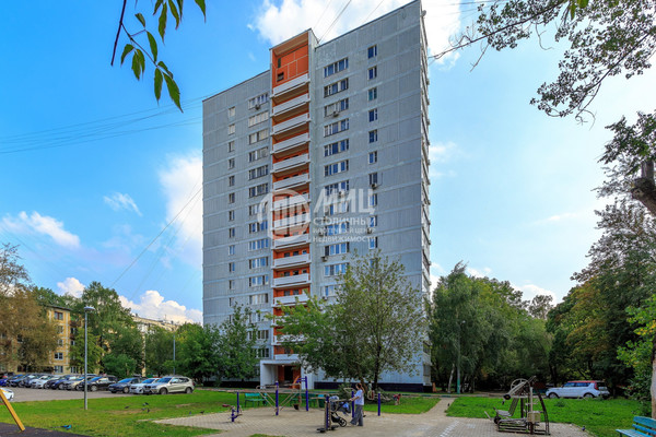 Продам однокомнатную (1-комн.) квартиру, Сиреневый б-р, 46/35к4, Москва г