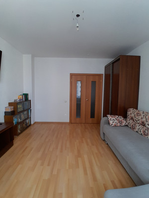 Продам двухкомнатную (2-комн.) квартиру, Степана Разина ул, 107, Екатеринбург г