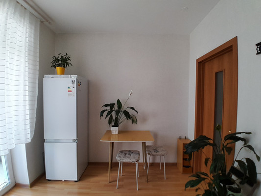Продам двухкомнатную (2-комн.) квартиру, Степана Разина ул, 107, Екатеринбург г