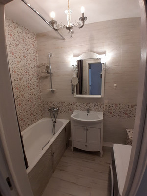 Продам двухкомнатную (2-комн.) квартиру, Степана Разина ул, 107, Екатеринбург г