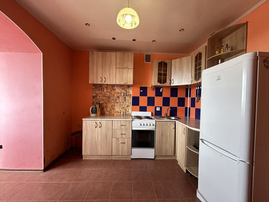 Продам двухкомнатную (2-комн.) квартиру, Ромашина ул, 32к2, Брянск г