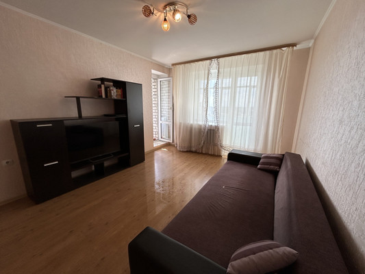 Продам двухкомнатную (2-комн.) квартиру, Ромашина ул, 32к2, Брянск г