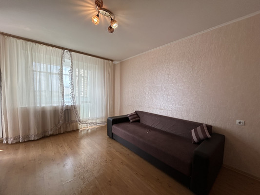 Продам двухкомнатную (2-комн.) квартиру, Ромашина ул, 32к2, Брянск г