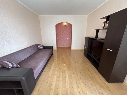 Продам двухкомнатную (2-комн.) квартиру, Ромашина ул, 32к2, Брянск г