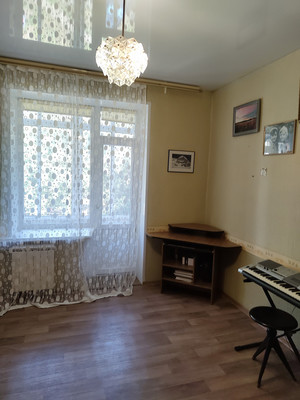 Продам трехкомнатную (3-комн.) квартиру, Московский пр-кт, 3, Воронеж г