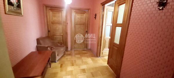 Продам трехкомнатную (3-комн.) квартиру, Авиаторов ул, 6, Москва г