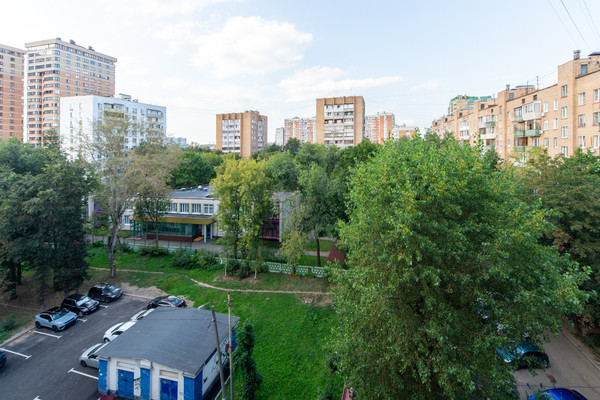 Продам трехкомнатную (3-комн.) квартиру, Первомайская ул, 89, Москва г