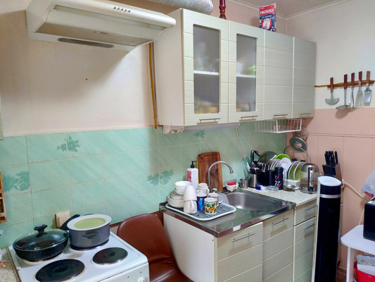 Продам трехкомнатную (3-комн.) квартиру, Парковая ул, 1, Костомукша г