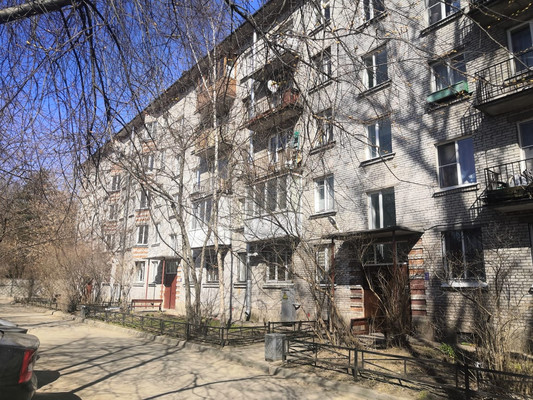 Продам трехкомнатную (3-комн.) квартиру, Фермское ш, 36Ак27, Санкт-Петербург г