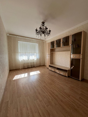 Продам однокомнатную (1-комн.) квартиру, Молодежная ул, 28а, Речицы с