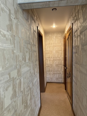 Продам трехкомнатную (3-комн.) квартиру, Кузнецкстроевский (Центральный р-н) пр-кт, 22, Новокузнецк г