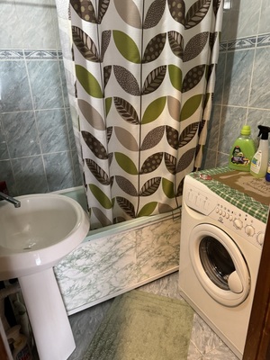 Продам трехкомнатную (3-комн.) квартиру, Кузнецкстроевский (Центральный р-н) пр-кт, 22, Новокузнецк г