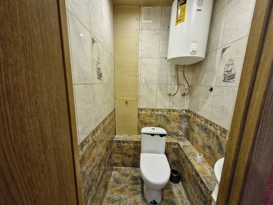 Продам трехкомнатную (3-комн.) квартиру, Винодела Егорова ул, 15, Массандра пгт