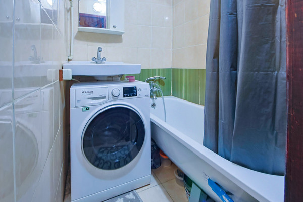 Продам двухкомнатную (2-комн.) квартиру, Маршала Жукова ул, 169, Сырьево д