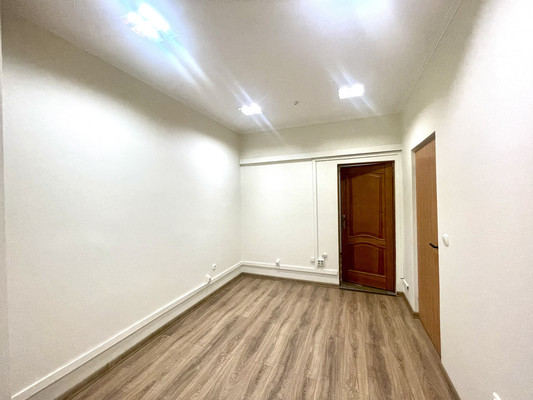 Сдам коммерческое помещение 320 м2, Ржевский 2-й пер, 20, Калининград г