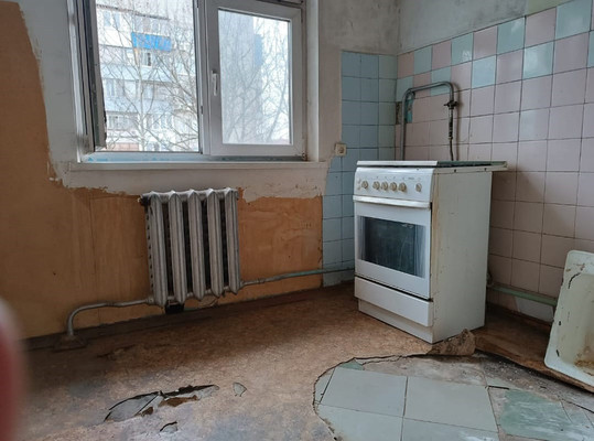 Продам трехкомнатную (3-комн.) квартиру, им. Яна Полуяна ул, 28, Краснодар г