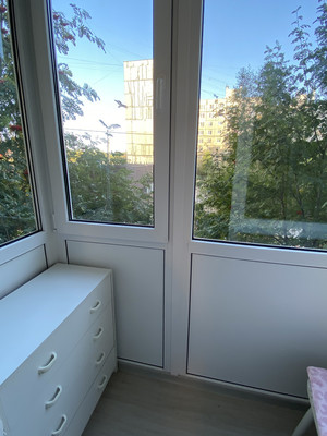 Продам трехкомнатную (3-комн.) квартиру, Капитана Маклакова ул, 52, Мурманск г