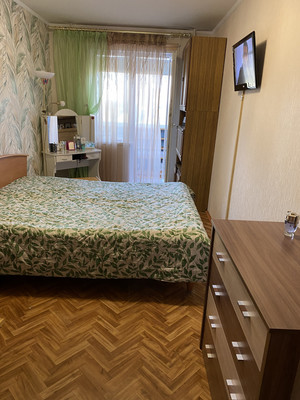 Продам трехкомнатную (3-комн.) квартиру, Капитана Маклакова ул, 52, Мурманск г