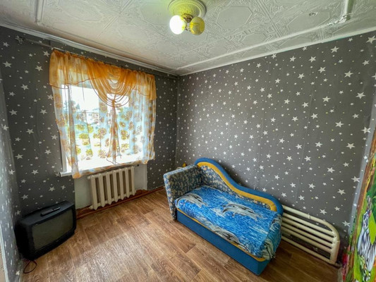 Продам двухкомнатную (2-комн.) квартиру, Центральная ул, 8, Эльбан рп