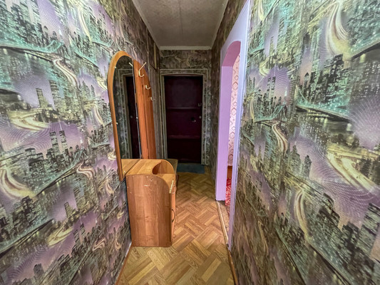 Продам двухкомнатную (2-комн.) квартиру, Центральная ул, 8, Эльбан рп