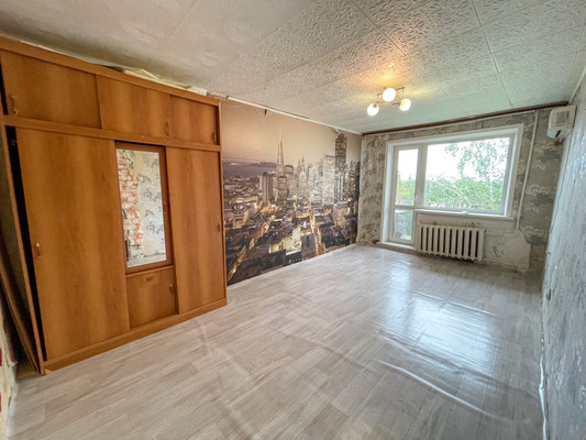 Продам двухкомнатную (2-комн.) квартиру, 1-й Микрорайон ул, 20, Эльбан рп