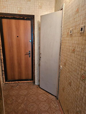 Продам однокомнатную (1-комн.) квартиру, Кирпичная ул, 4А, Горнозаводск с