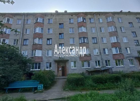 Продам двухкомнатную (2-комн.) квартиру, Ленинградская ул, 2, Ласанен п