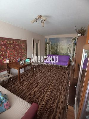 Продам двухкомнатную (2-комн.) квартиру, Ленинградская ул, 2, Ласанен п