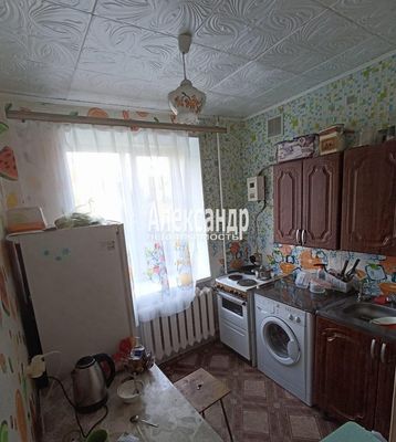 Продам двухкомнатную (2-комн.) квартиру, Ленинградская ул, 2, Ласанен п