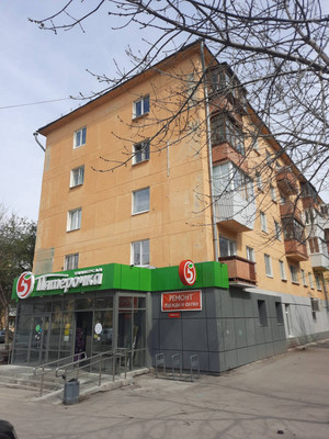 Продам двухкомнатную (2-комн.) квартиру, Победы ул, 10, Екатеринбург г
